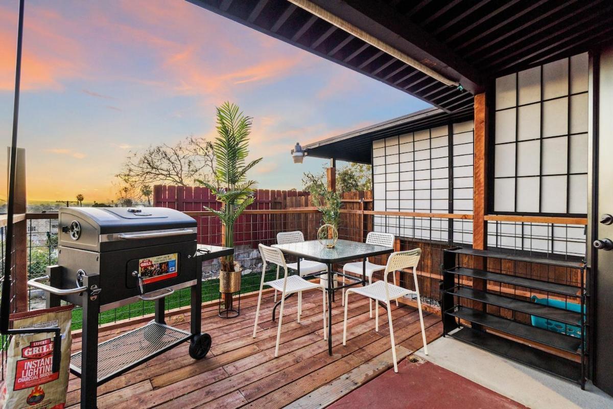Entire Private 1-bedroom With King Bed, Hot Tub, Parking, View, Available Now San Diego